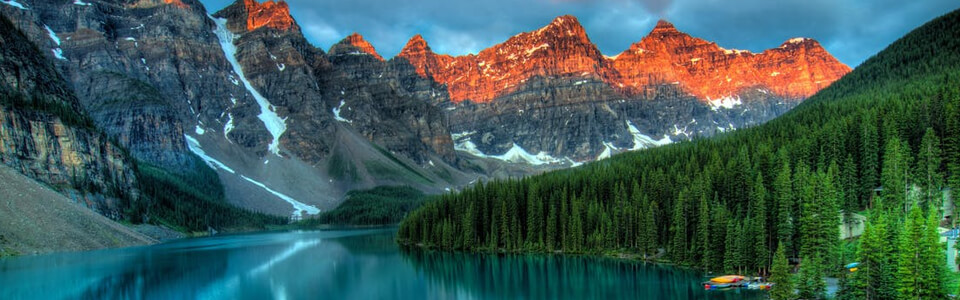 This is default featured slide 3 title